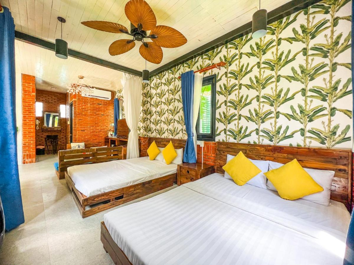 Long Hai Channel Beach Resort Экстерьер фото