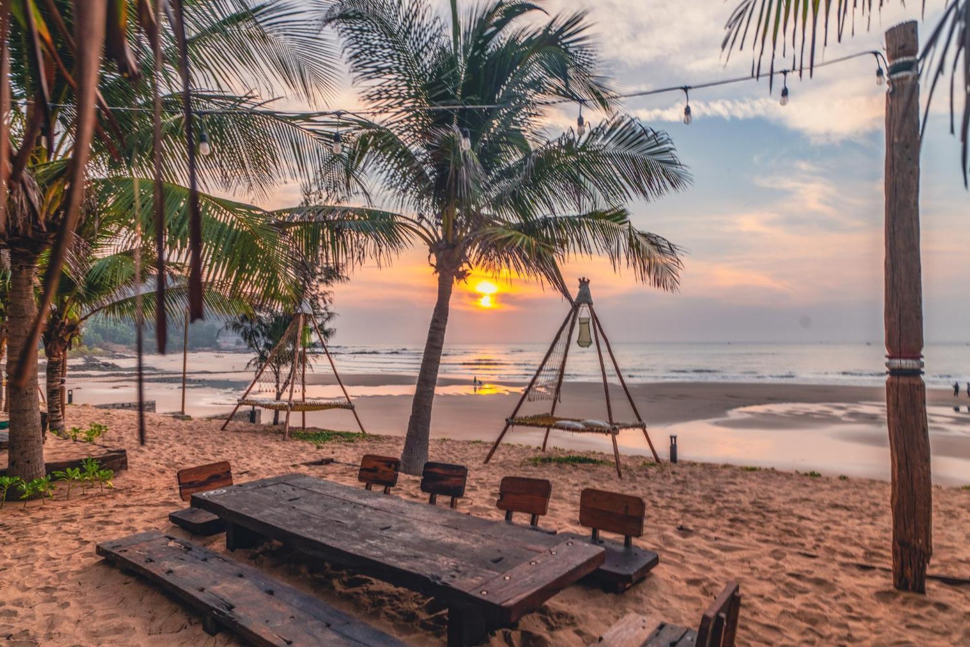 Long Hai Channel Beach Resort Экстерьер фото