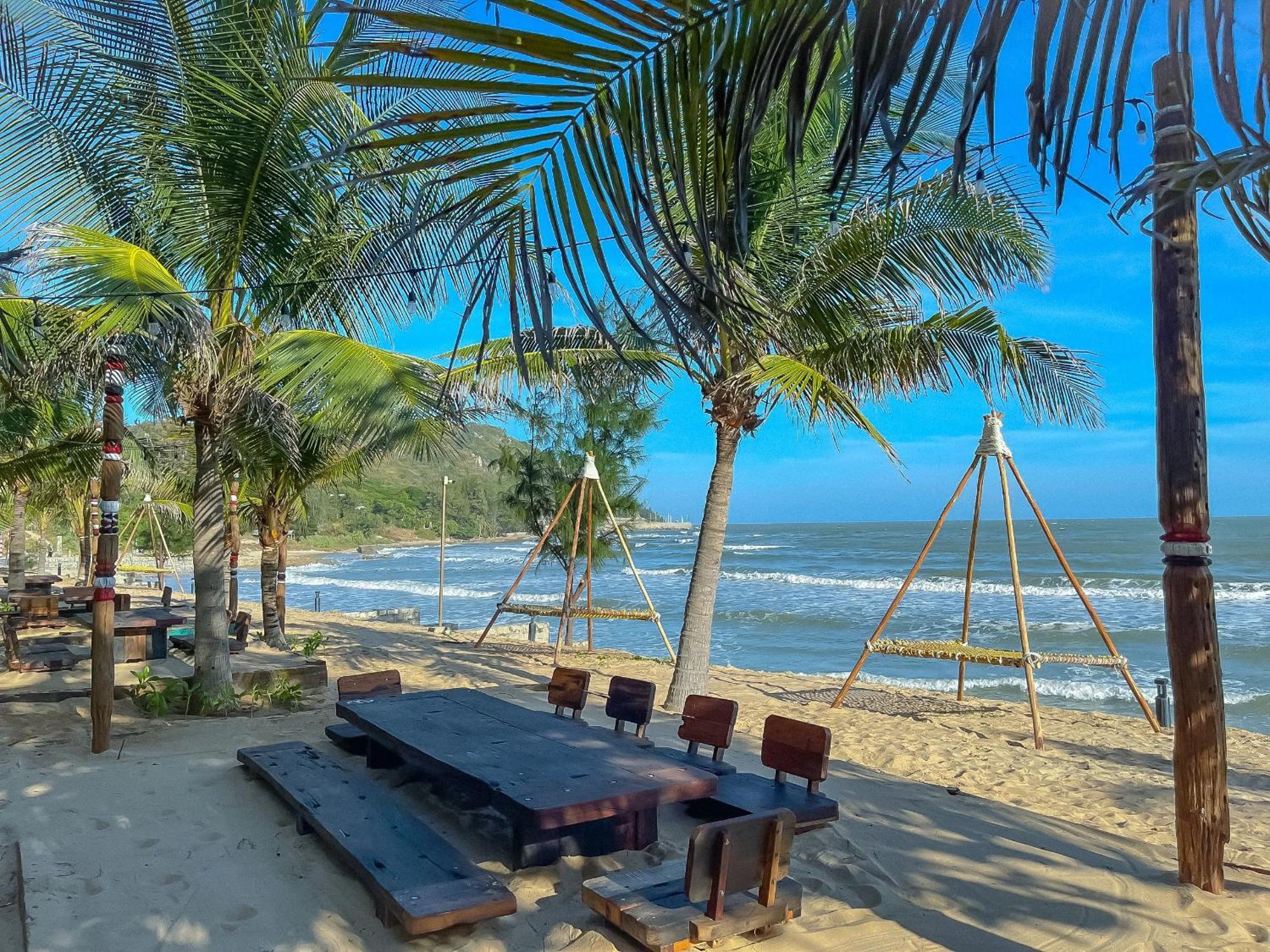 Long Hai Channel Beach Resort Экстерьер фото